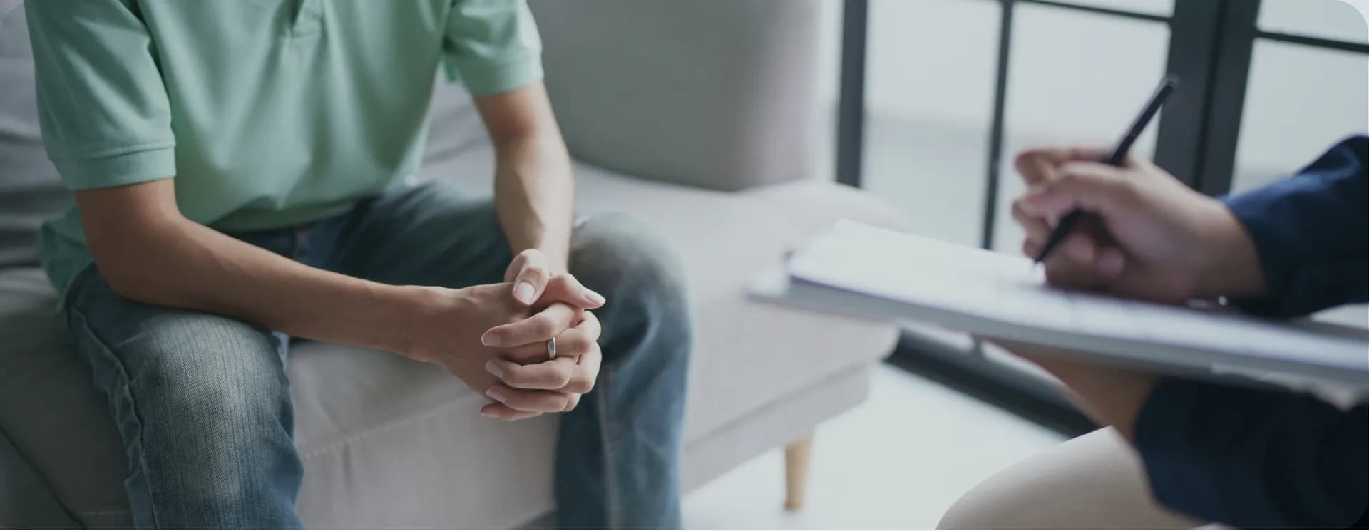 Sesión de terapia en el Centro Psicológico Fluir